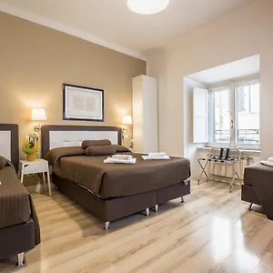 900 Liberty Bed & Breakfast