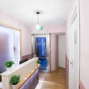 2* Отель Dem